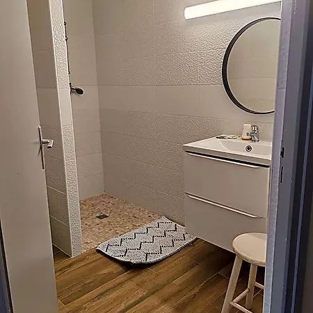 Marjolaine Hotel