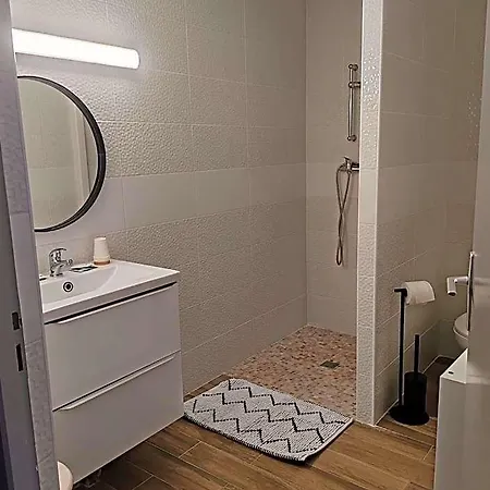 Marjolaine Hotel